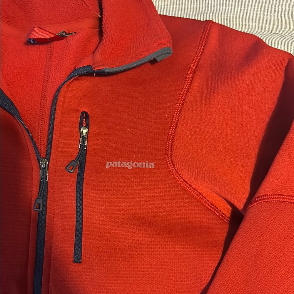 Patagonia Red Performance Jacket - Picture 2 of 5